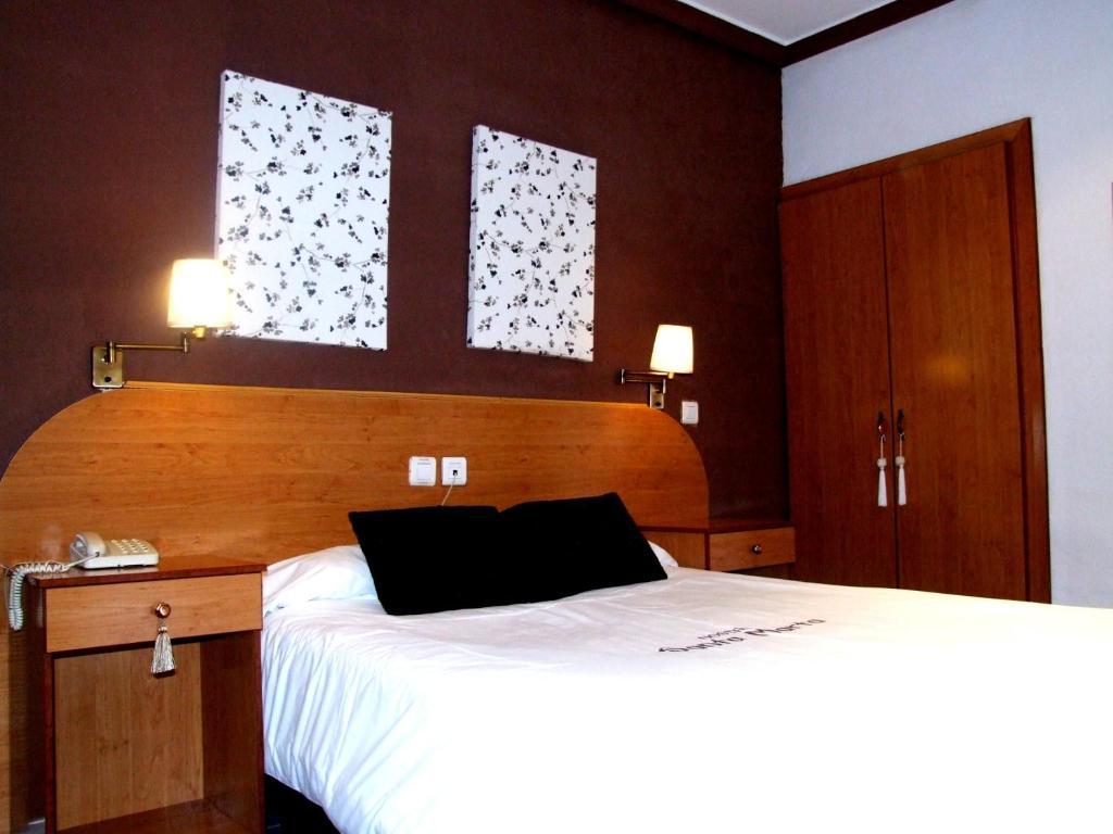 Hostal Santa Marta Aranjuez Luaran gambar