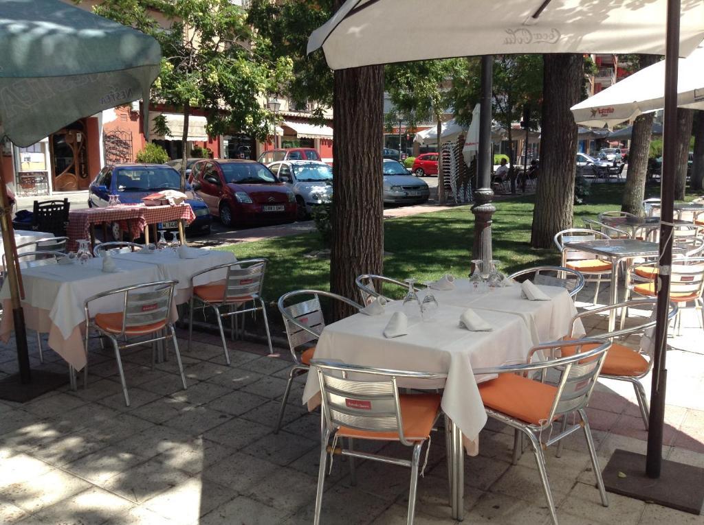 Hostal Santa Marta Aranjuez Luaran gambar